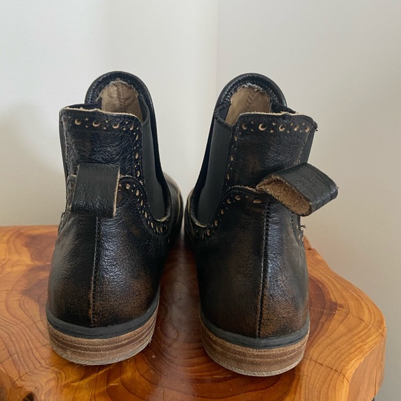 Dkode Portugal Leather black Chelsea boot - Picture 2 of 6